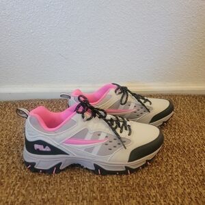 Fila Women's White and Pink Athletic Sneakers